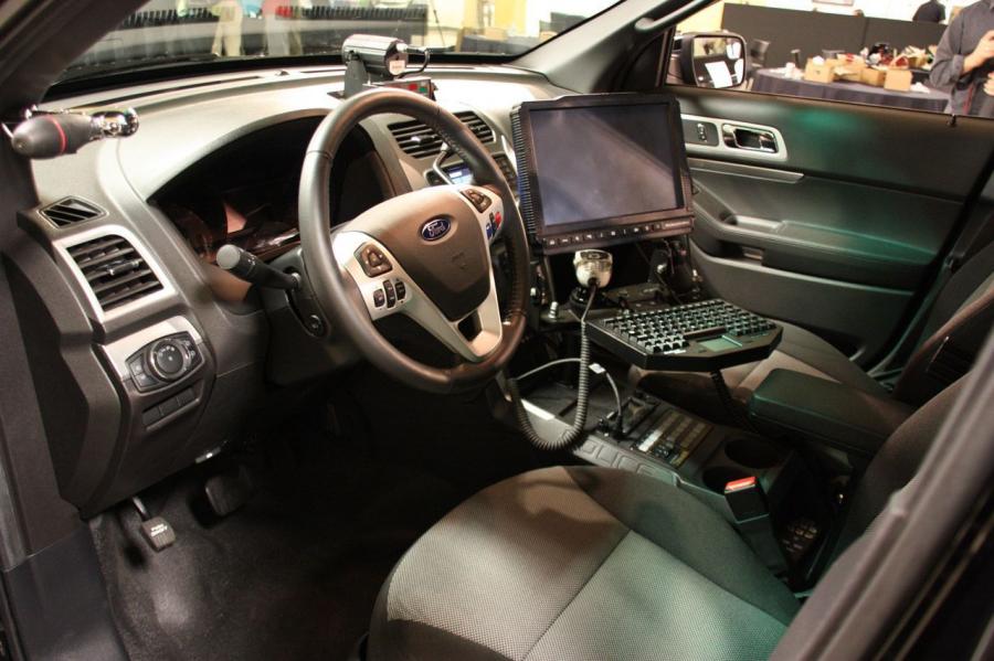  Ford Police Interceptor Utility 2012 года  (фото 18 из 22)